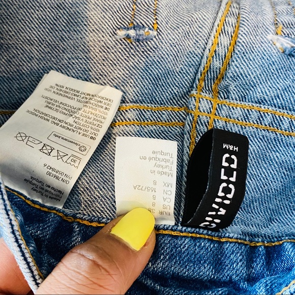 Divided Girlfriend Fit Jeans NWT Size 8 - Picture 5 of 6